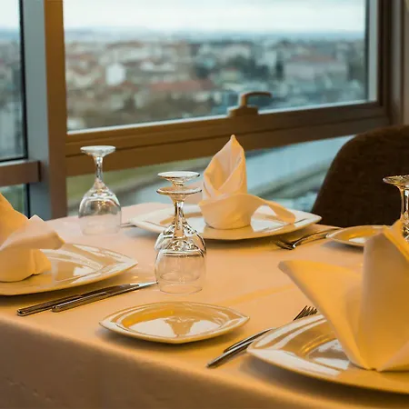 Hotel Parion