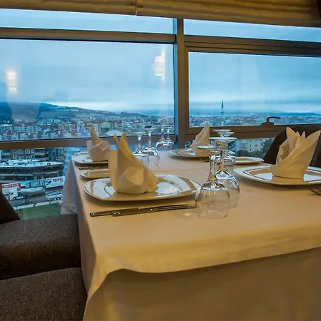 Hotel Parion 5*
