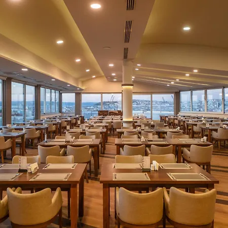 Hotel Parion 5*