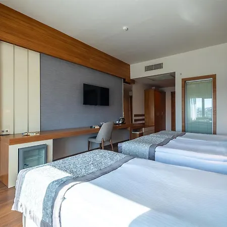 Parion Hotel 5*