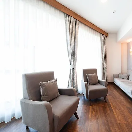 Hotel Parion 5*