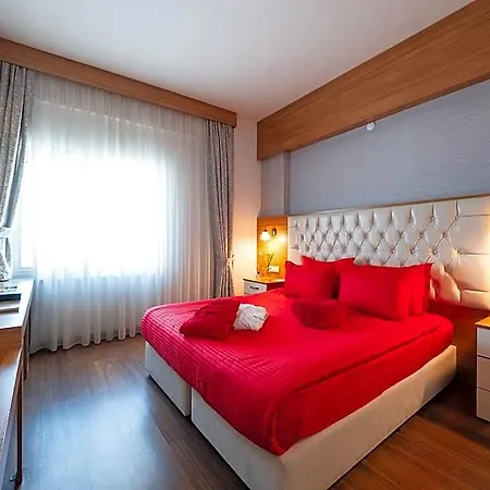 Parion 5* تْشاناكالي