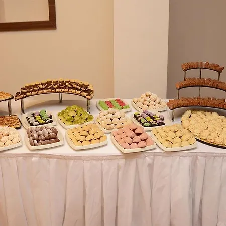 Hotel Parion